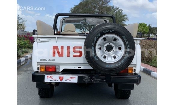 اشتري Imported Nissan Patrol أبيض سيارة في Import - Dubai في الصومال اشتري Imported Nissan Patrol أبيض سيارة في Import - Dubai في الصومال