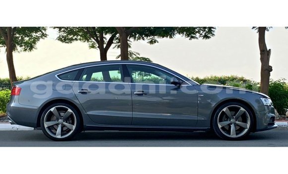 Buy Import Audi 100 Other Car in Import - Dubai in Somalia Buy Import Audi 100 Other Car in Import - Dubai in Somalia