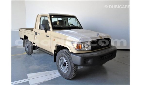 ይግዙ Imported Toyota Land Cruiser Beige መኪና በ Import - Dubai በ ሶማሊያ ይግዙ Imported Toyota Land Cruiser Beige መኪና በ Import - Dubai በ ሶማሊያ