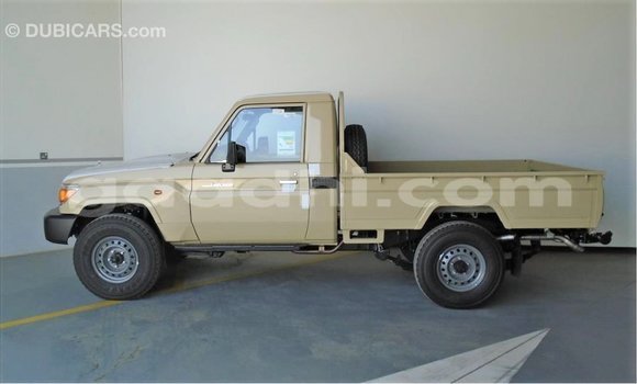 ይግዙ Imported Toyota Land Cruiser Beige መኪና በ Import - Dubai በ ሶማሊያ ይግዙ Imported Toyota Land Cruiser Beige መኪና በ Import - Dubai በ ሶማሊያ