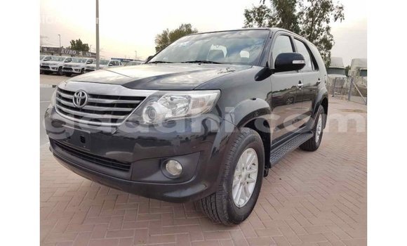 اشتري Imported Toyota Fortuner آخر سيارة في Import - Dubai في الصومال اشتري Imported Toyota Fortuner آخر سيارة في Import - Dubai في الصومال