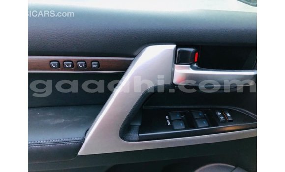 Buy Import Toyota DA Black Truck in Import - Dubai in Somalia Buy Import Toyota DA Black Truck in Import - Dubai in Somalia