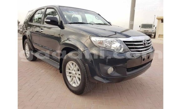 اشتري Imported Toyota Fortuner آخر سيارة في Import - Dubai في الصومال اشتري Imported Toyota Fortuner آخر سيارة في Import - Dubai في الصومال