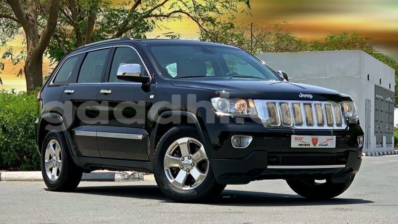 Big with watermark jeep grand cherokee somalia import dubai 5147