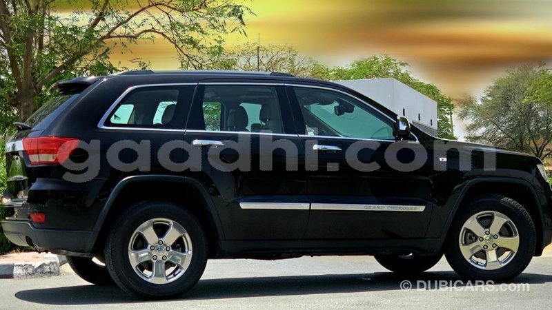 Big with watermark jeep grand cherokee somalia import dubai 5147