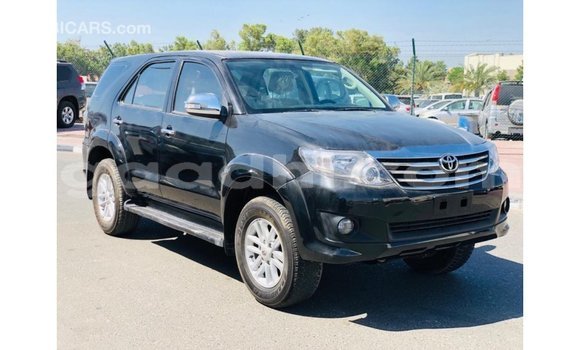 Buy Import Toyota Fortuner Black Car in Import - Dubai in Somalia Buy Import Toyota Fortuner Black Car in Import - Dubai in Somalia