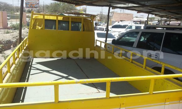 Oofamaa Toyota 4Runner Other Makiinaa iti Hargeysa keessatti Somaliland keessatti Oofamaa Toyota 4Runner Other Makiinaa iti Hargeysa keessatti Somaliland keessatti