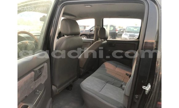 اشتري Imported Toyota Hilux أسود سيارة في Import - Dubai في الصومال اشتري Imported Toyota Hilux أسود سيارة في Import - Dubai في الصومال