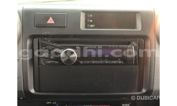 ይግዙ Imported Toyota Land Cruiser ነጭ መኪና በ Import - Dubai በ ሶማሊያ ይግዙ Imported Toyota Land Cruiser ነጭ መኪና በ Import - Dubai በ ሶማሊያ