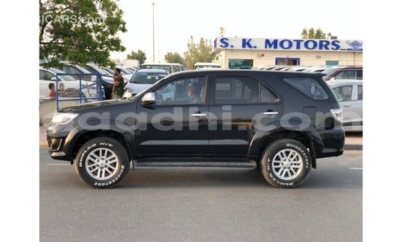 Buy Import Toyota Fortuner Black Car in Import - Dubai in Somalia Buy Import Toyota Fortuner Black Car in Import - Dubai in Somalia