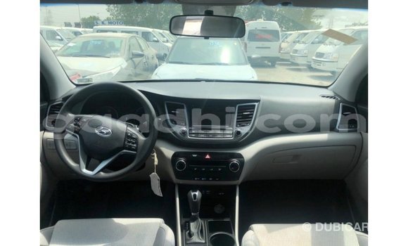 اشتري Imported Hyundai Tucson أسود سيارة في Import - Dubai في الصومال اشتري Imported Hyundai Tucson أسود سيارة في Import - Dubai في الصومال
