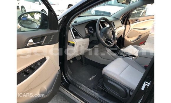 اشتري Imported Hyundai Tucson أسود سيارة في Import - Dubai في الصومال اشتري Imported Hyundai Tucson أسود سيارة في Import - Dubai في الصومال
