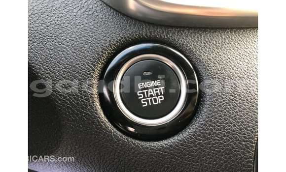 Acheter Import Voiture Kia Sorento Noir à Import - Dubai, Somalie Acheter Import Voiture Kia Sorento Noir à Import - Dubai, Somalie