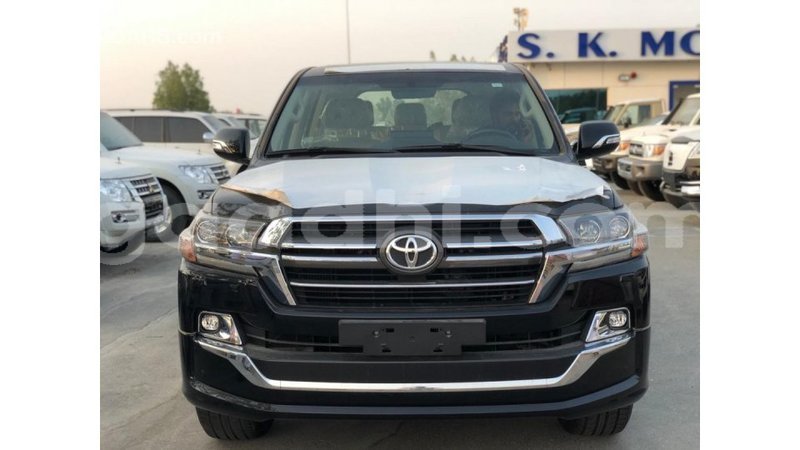 Big with watermark toyota land cruiser somalia import dubai 5162