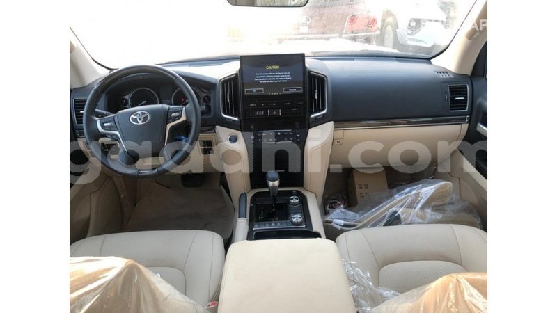 Big with watermark toyota land cruiser somalia import dubai 5162