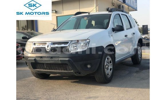Buy Import Renault Duster White Car in Import - Dubai in Somalia