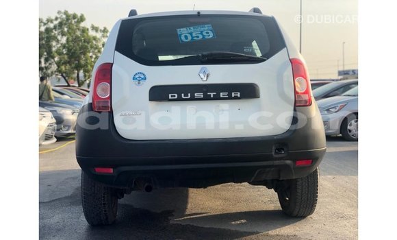 اشتري Imported Renault Duster أبيض سيارة في Import - Dubai في الصومال اشتري Imported Renault Duster أبيض سيارة في Import - Dubai في الصومال