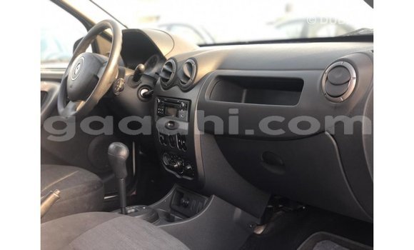 اشتري Imported Renault Duster أبيض سيارة في Import - Dubai في الصومال اشتري Imported Renault Duster أبيض سيارة في Import - Dubai في الصومال