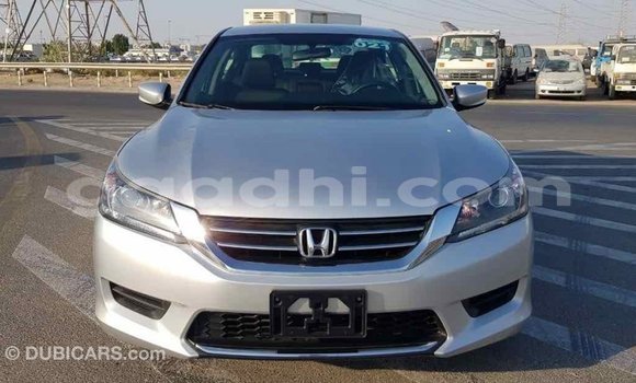 اشتري Imported Honda Accord آخر سيارة في Import - Dubai في الصومال اشتري Imported Honda Accord آخر سيارة في Import - Dubai في الصومال