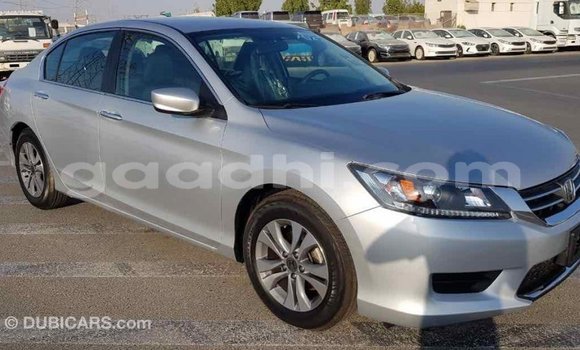 اشتري Imported Honda Accord آخر سيارة في Import - Dubai في الصومال اشتري Imported Honda Accord آخر سيارة في Import - Dubai في الصومال