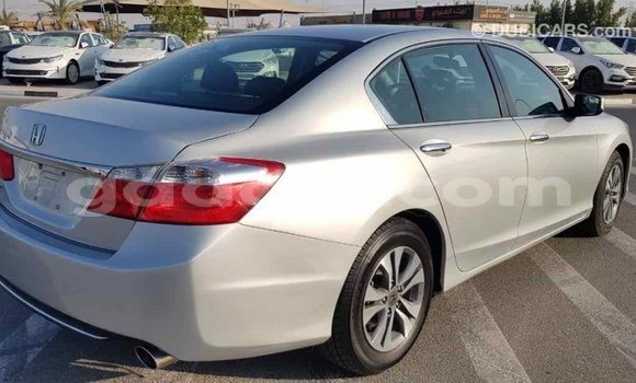اشتري Imported Honda Accord آخر سيارة في Import - Dubai في الصومال اشتري Imported Honda Accord آخر سيارة في Import - Dubai في الصومال