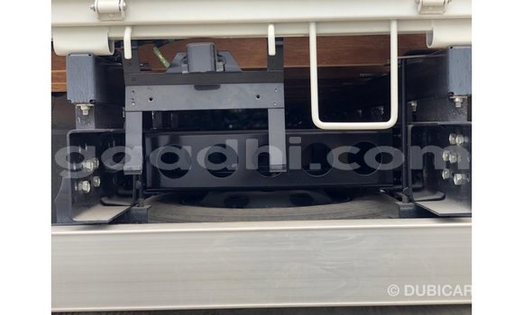 اشتري Imported Isuzu Rodeo أبيض سيارة في Import - Dubai في الصومال اشتري Imported Isuzu Rodeo أبيض سيارة في Import - Dubai في الصومال