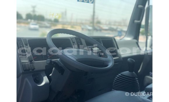 اشتري Imported Isuzu Rodeo أبيض سيارة في Import - Dubai في الصومال اشتري Imported Isuzu Rodeo أبيض سيارة في Import - Dubai في الصومال