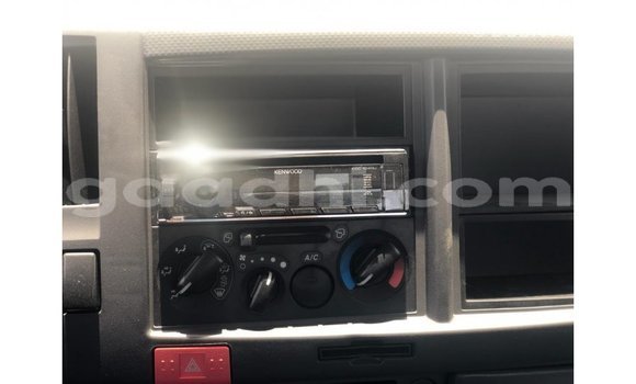 اشتري Imported Isuzu Rodeo أبيض سيارة في Import - Dubai في الصومال اشتري Imported Isuzu Rodeo أبيض سيارة في Import - Dubai في الصومال