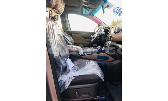 اشتري Imported Hyundai Santa Fe أزرق سيارة في Import - Dubai في الصومال اشتري Imported Hyundai Santa Fe أزرق سيارة في Import - Dubai في الصومال