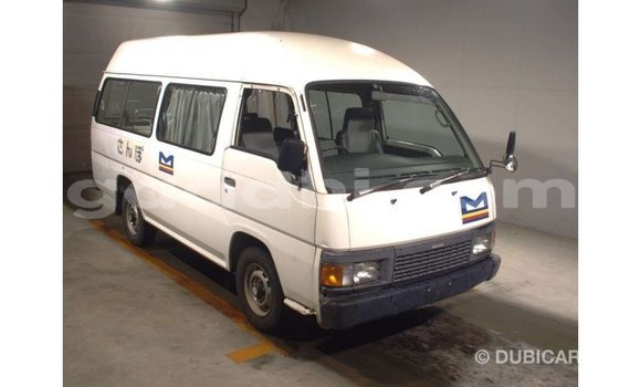 ይግዙ Imported Nissan Caravan ነጭ መኪና በ Import - Dubai በ ሶማሊያ ይግዙ Imported Nissan Caravan ነጭ መኪና በ Import - Dubai በ ሶማሊያ