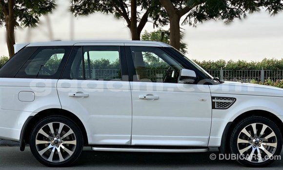 Buy Import Land Rover Range Rover White Car in Import - Dubai in Somalia Buy Import Land Rover Range Rover White Car in Import - Dubai in Somalia