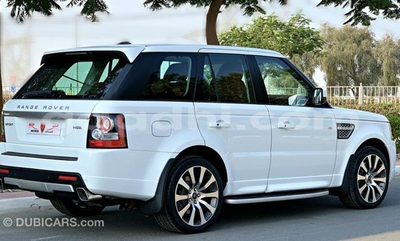 Buy Import Land Rover Range Rover White Car in Import - Dubai in Somalia Buy Import Land Rover Range Rover White Car in Import - Dubai in Somalia