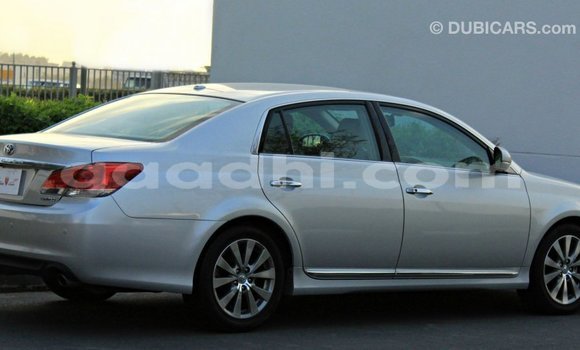 اشتري Imported Toyota Avalon آخر سيارة في Import - Dubai في الصومال اشتري Imported Toyota Avalon آخر سيارة في Import - Dubai في الصومال