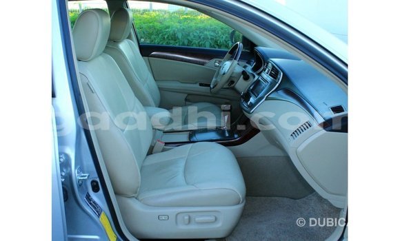 اشتري Imported Toyota Avalon آخر سيارة في Import - Dubai في الصومال اشتري Imported Toyota Avalon آخر سيارة في Import - Dubai في الصومال