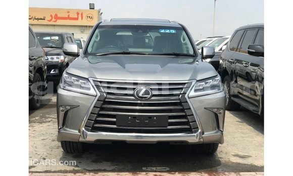 Acheter Import Voiture Lexus LX Autre à Import - Dubai, Somalie Acheter Import Voiture Lexus LX Autre à Import - Dubai, Somalie