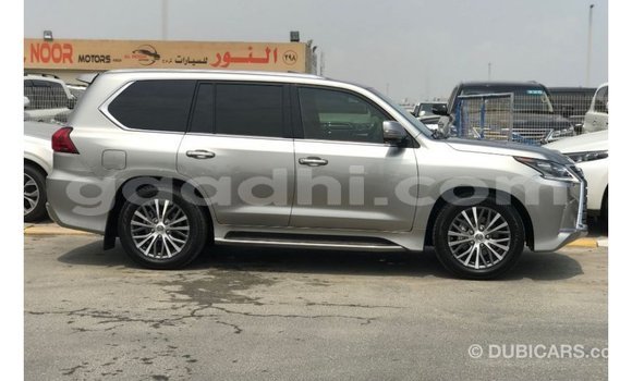 Acheter Import Voiture Lexus LX Autre à Import - Dubai, Somalie Acheter Import Voiture Lexus LX Autre à Import - Dubai, Somalie