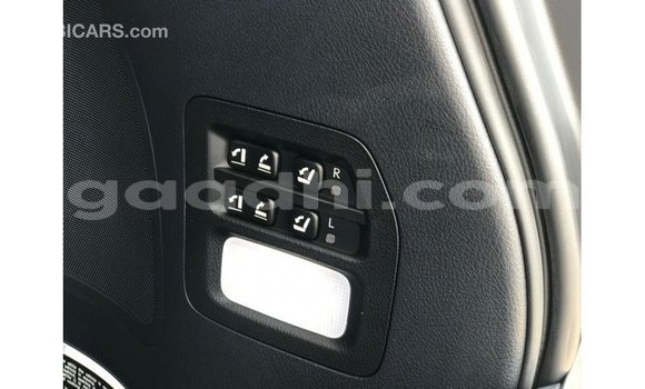 Acheter Import Voiture Lexus LX Autre à Import - Dubai, Somalie Acheter Import Voiture Lexus LX Autre à Import - Dubai, Somalie