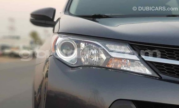اشتري Imported Toyota RAV4 آخر سيارة في Import - Dubai في الصومال اشتري Imported Toyota RAV4 آخر سيارة في Import - Dubai في الصومال