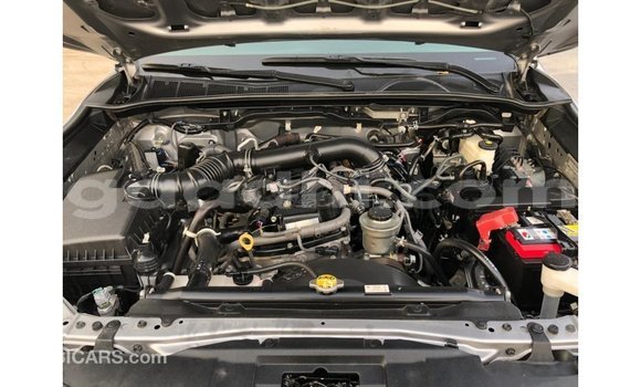 Acheter Import Voiture Toyota Fortuner Autre à Import - Dubai, Somalie Acheter Import Voiture Toyota Fortuner Autre à Import - Dubai, Somalie