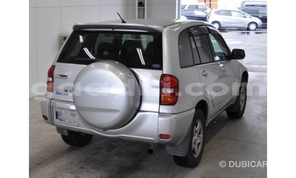 اشتري Imported Toyota RAV4 آخر سيارة في Import - Dubai في الصومال اشتري Imported Toyota RAV4 آخر سيارة في Import - Dubai في الصومال