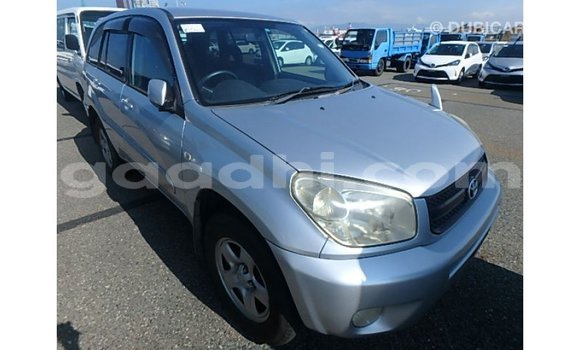 اشتري Imported Toyota RAV4 آخر سيارة في Import - Dubai في الصومال اشتري Imported Toyota RAV4 آخر سيارة في Import - Dubai في الصومال