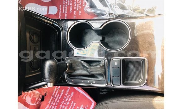 Acheter Import Voiture Kia Sorento Autre à Import - Dubai, Somalie Acheter Import Voiture Kia Sorento Autre à Import - Dubai, Somalie