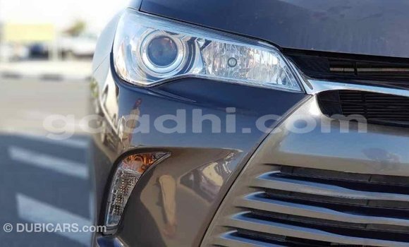اشتري Imported Toyota Camry آخر سيارة في Import - Dubai في الصومال اشتري Imported Toyota Camry آخر سيارة في Import - Dubai في الصومال