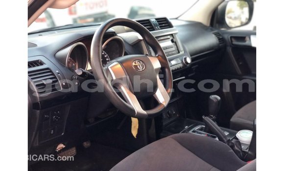 اشتري Imported Toyota Prado أبيض سيارة في Import - Dubai في الصومال اشتري Imported Toyota Prado أبيض سيارة في Import - Dubai في الصومال