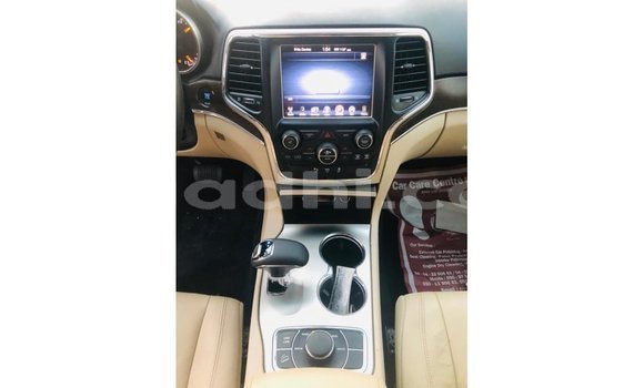 اشتري Imported Jeep Grand Cherokee أسود سيارة في Import - Dubai في الصومال اشتري Imported Jeep Grand Cherokee أسود سيارة في Import - Dubai في الصومال