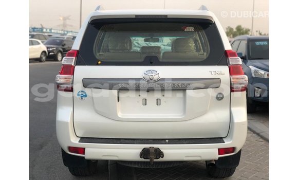 Imported Toyota Prado White Makiinaa iti Import - Dubai keessatti Somalia keessatti Imported Toyota Prado White Makiinaa iti Import - Dubai keessatti Somalia keessatti