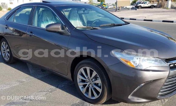 اشتري Imported Toyota Camry آخر سيارة في Import - Dubai في الصومال اشتري Imported Toyota Camry آخر سيارة في Import - Dubai في الصومال