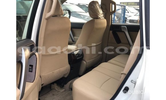 Imported Toyota Prado White Makiinaa iti Import - Dubai keessatti Somalia keessatti Imported Toyota Prado White Makiinaa iti Import - Dubai keessatti Somalia keessatti