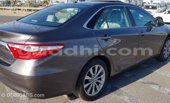 اشتري Imported Toyota Camry آخر سيارة في Import - Dubai في الصومال اشتري Imported Toyota Camry آخر سيارة في Import - Dubai في الصومال