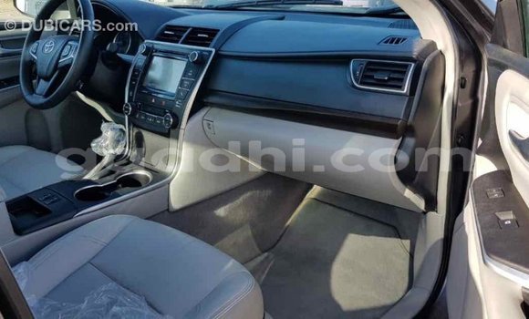 اشتري Imported Toyota Camry آخر سيارة في Import - Dubai في الصومال اشتري Imported Toyota Camry آخر سيارة في Import - Dubai في الصومال